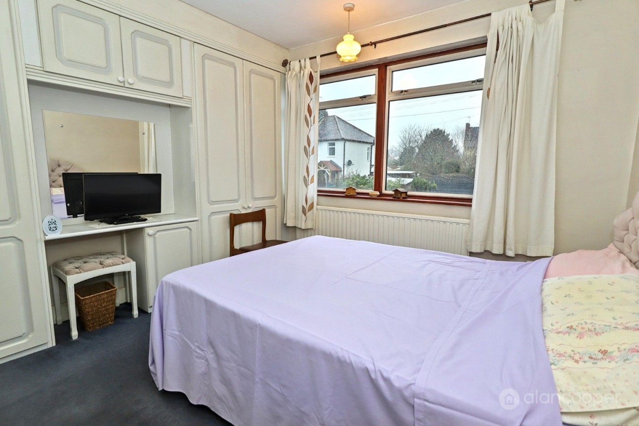 Attleborough Road, Attleborough, Nuneaton, CV11 4JN