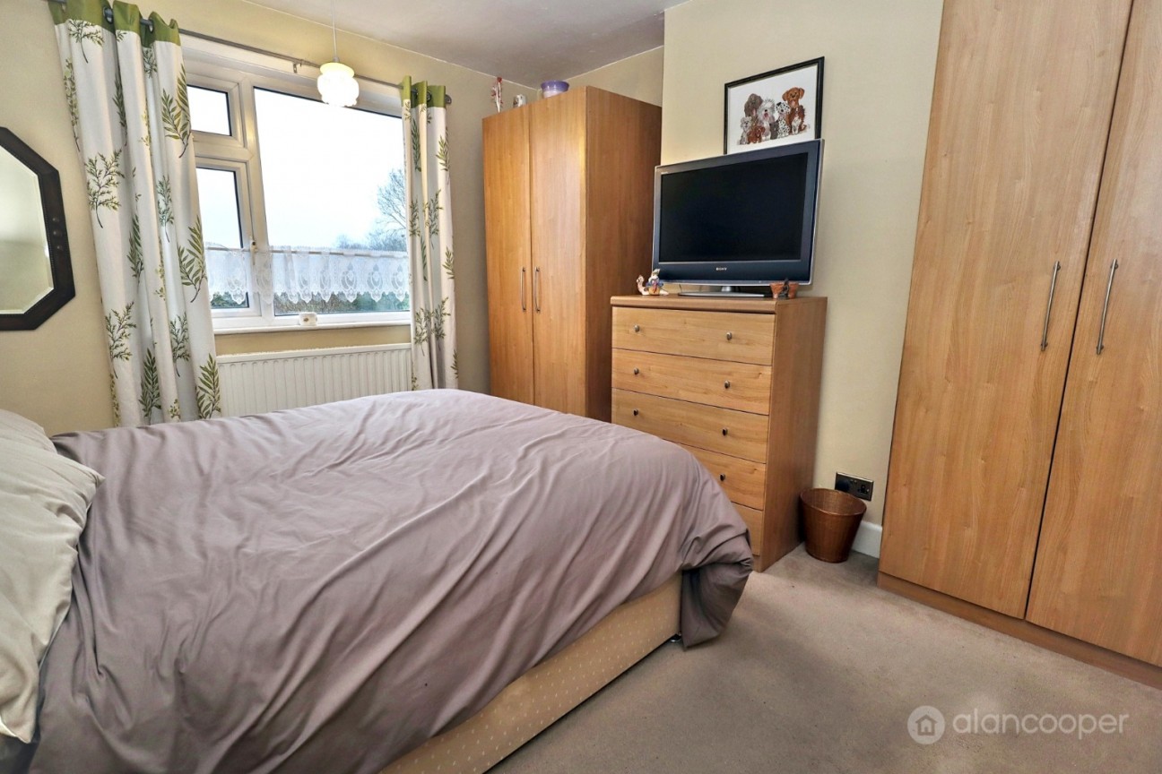 Attleborough Road, Attleborough, Nuneaton, CV11 4JN