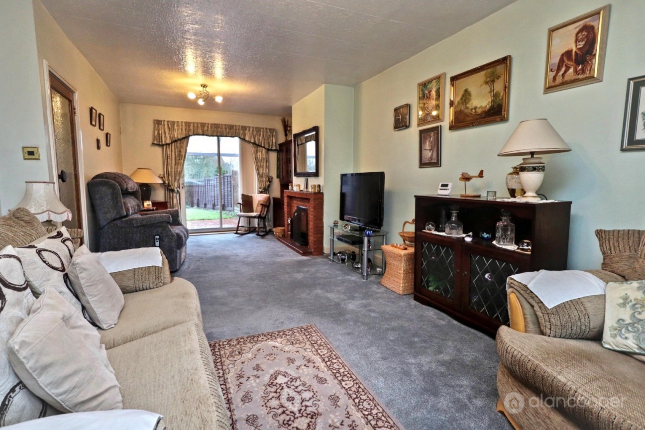 Attleborough Road, Attleborough, Nuneaton, CV11 4JN