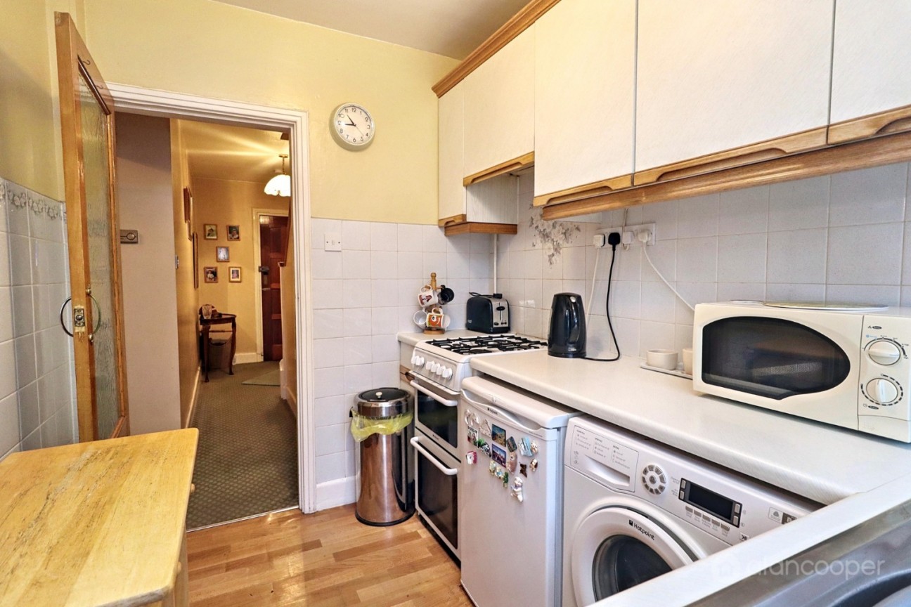 Attleborough Road, Attleborough, Nuneaton, CV11 4JN