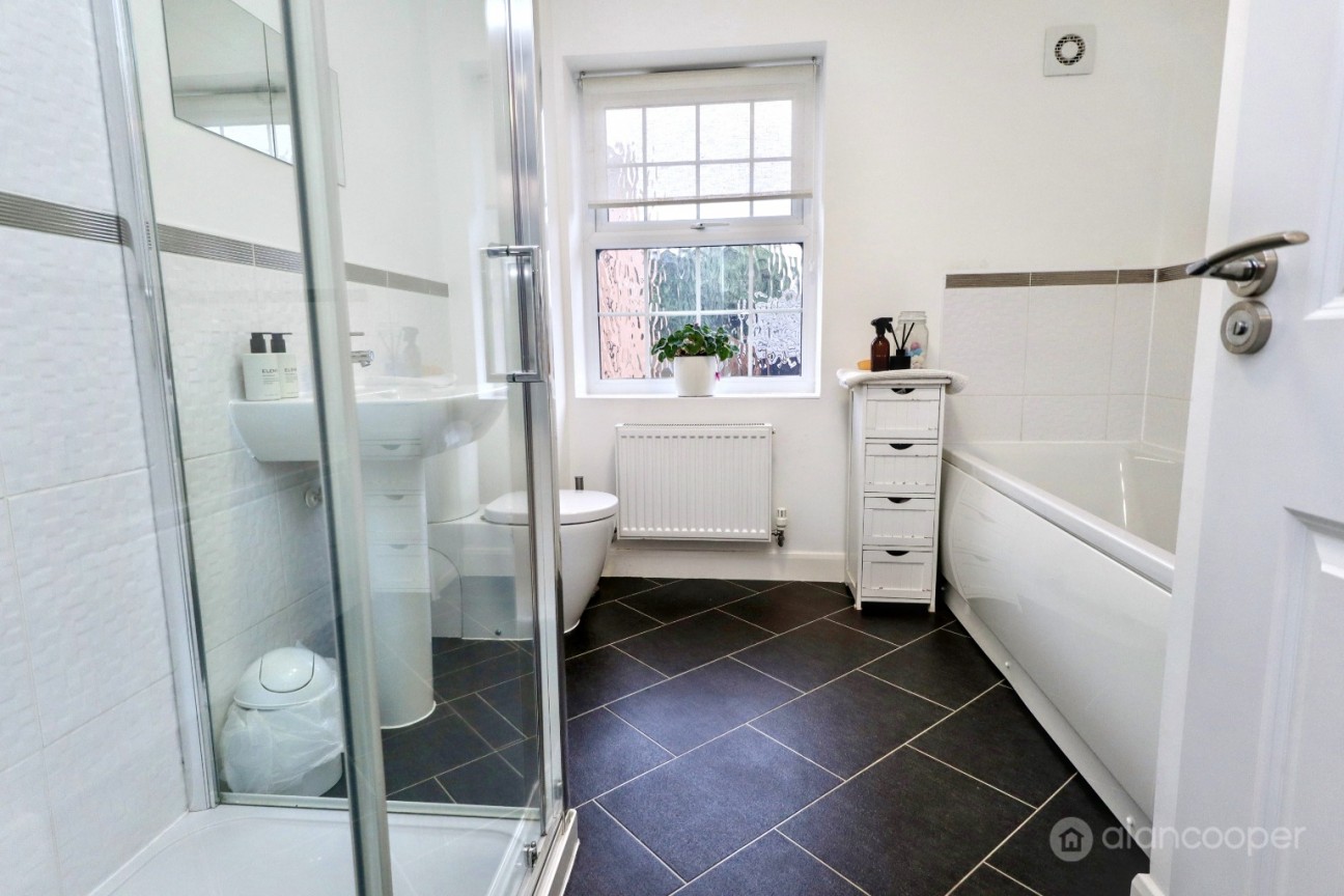 Hilary Bevins Close, Higham On The Hill, Nr Nuneaton, CV13 6AQ