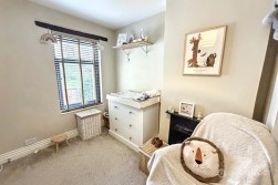 Nuneaton Road, Bulkington, CV12 9QW