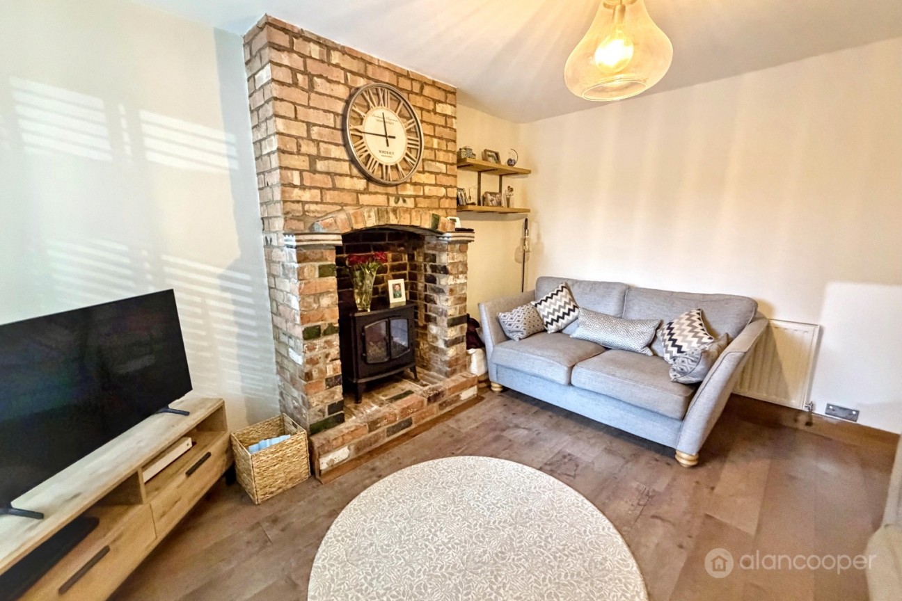 Nuneaton Road, Bulkington, CV12 9QW