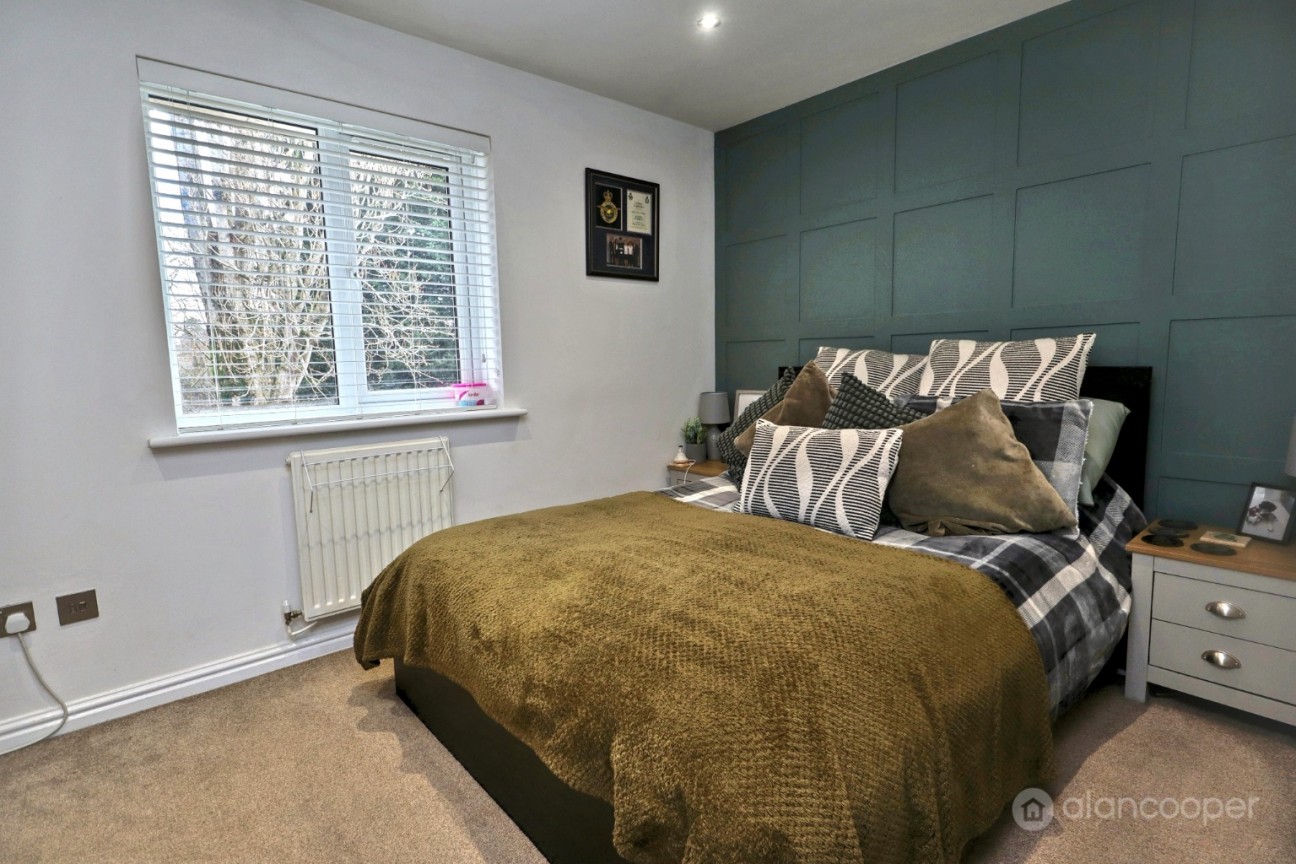 Penshurst Way, Maple Park, Nuneaton, CV11 4XN