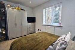 Penshurst Way, Maple Park, Nuneaton, CV11 4XN