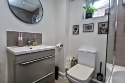 Penshurst Way, Maple Park, Nuneaton, CV11 4XN