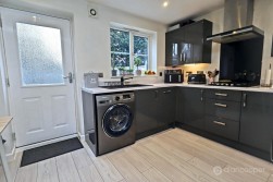 Penshurst Way, Maple Park, Nuneaton, CV11 4XN