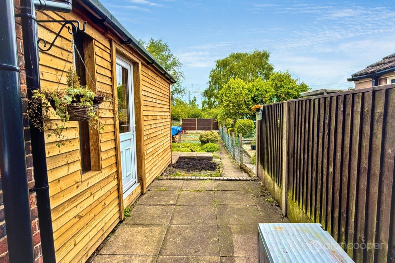 Gadsby Street, Attleborough, Nuneaton, CV11 4NZ