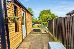 Gadsby Street, Attleborough, Nuneaton, CV11 4NZ