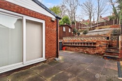 34 Lincoln Avenue, Nuneaton, CV10 9LX