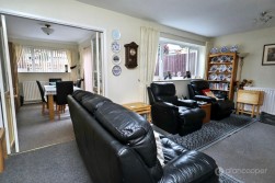 34 Lincoln Avenue, Nuneaton, CV10 9LX