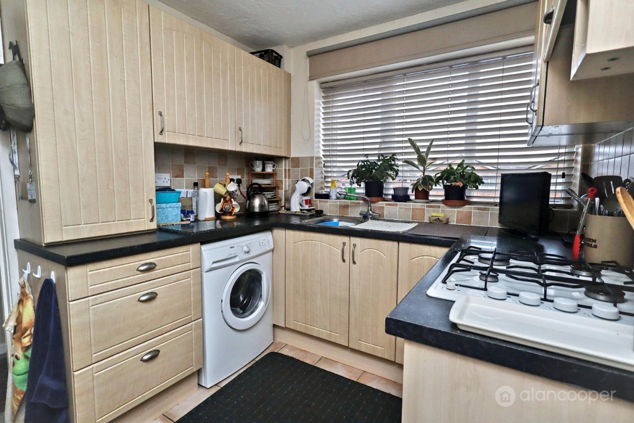 34 Lincoln Avenue, Nuneaton, CV10 9LX