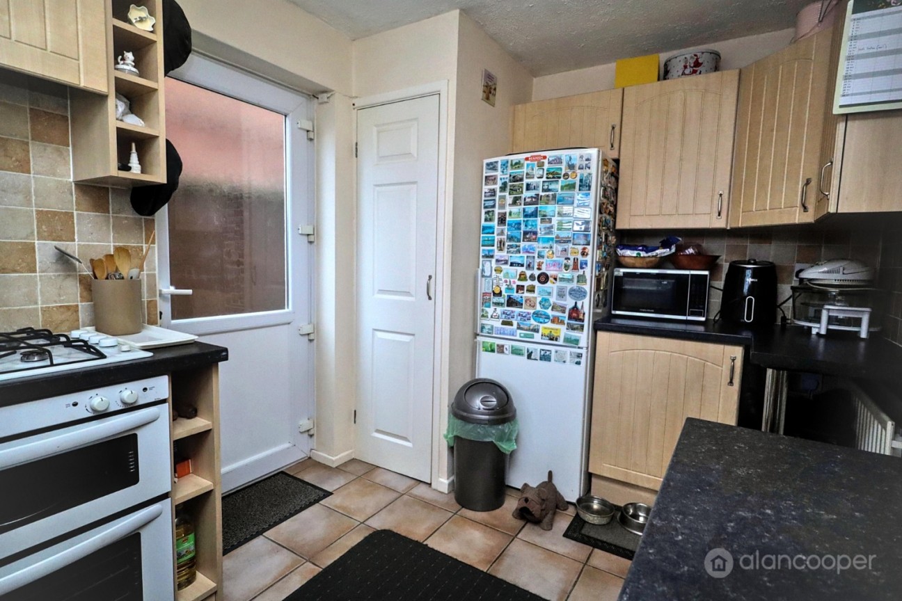 34 Lincoln Avenue, Nuneaton, CV10 9LX