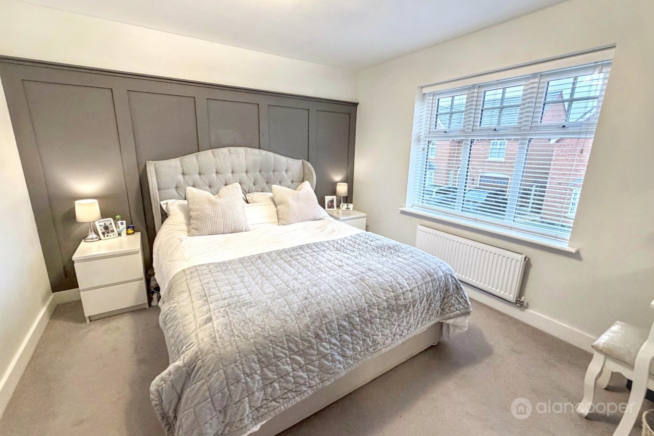 Gilliflower Way, Manor Fields, Nuneaton, CV11 6YY