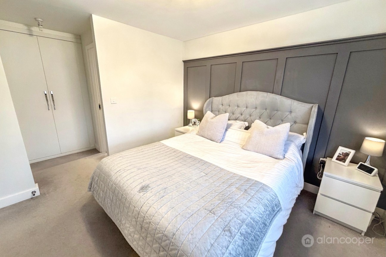 Gilliflower Way, Manor Fields, Nuneaton, CV11 6YY