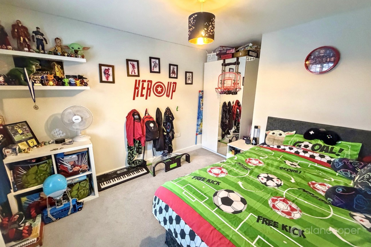 Gilliflower Way, Manor Fields, Nuneaton, CV11 6YY