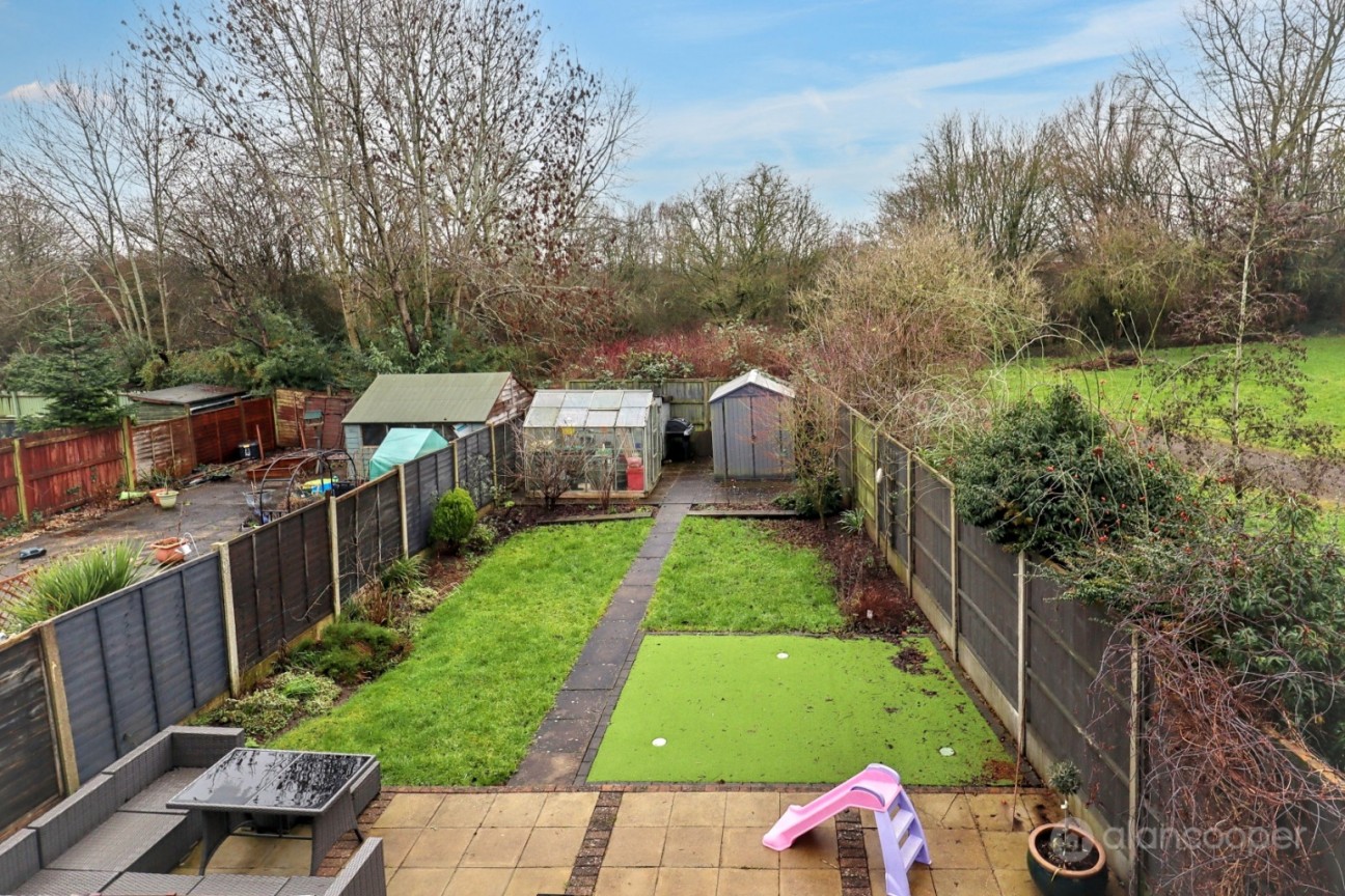 Launceston Drive, Horeston Grange, Nuneaton, CV11 6FT