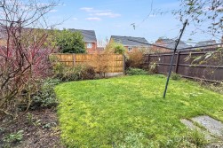 Upton Drive, Maple Park, Nuneaton, CV11 4GF