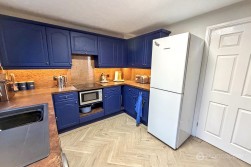 Upton Drive, Maple Park, Nuneaton, CV11 4GF