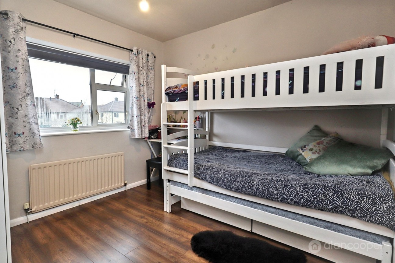 Cedar Road, Camp Hill, Nuneaton CV10 9DN