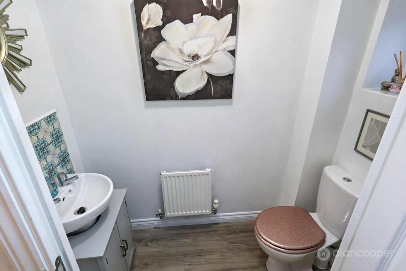 Cygnet Avenue, Penn's Croft, Nuneaton, CV10 7GP