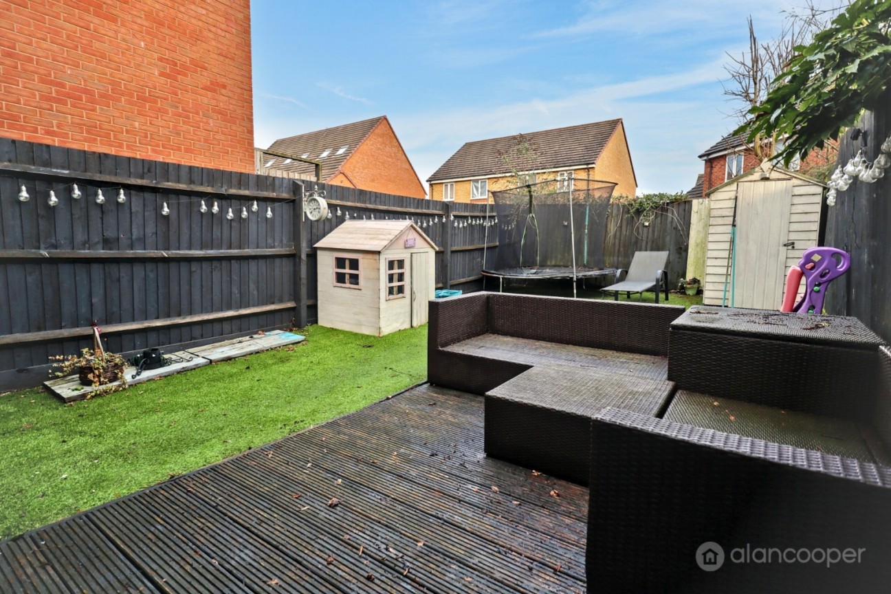 Cygnet Avenue, Penn's Croft, Nuneaton, CV10 7GP