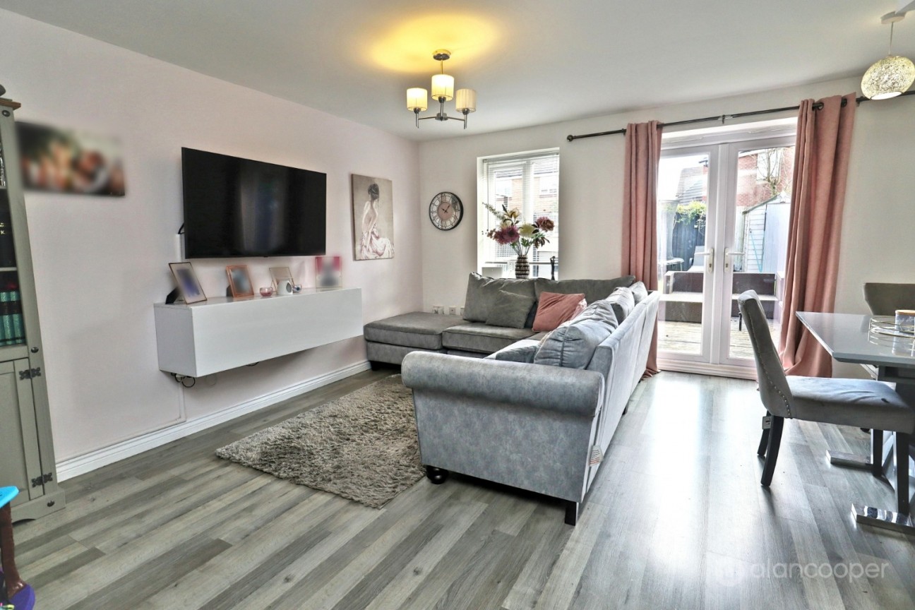 Cygnet Avenue, Penn's Croft, Nuneaton, CV10 7GP