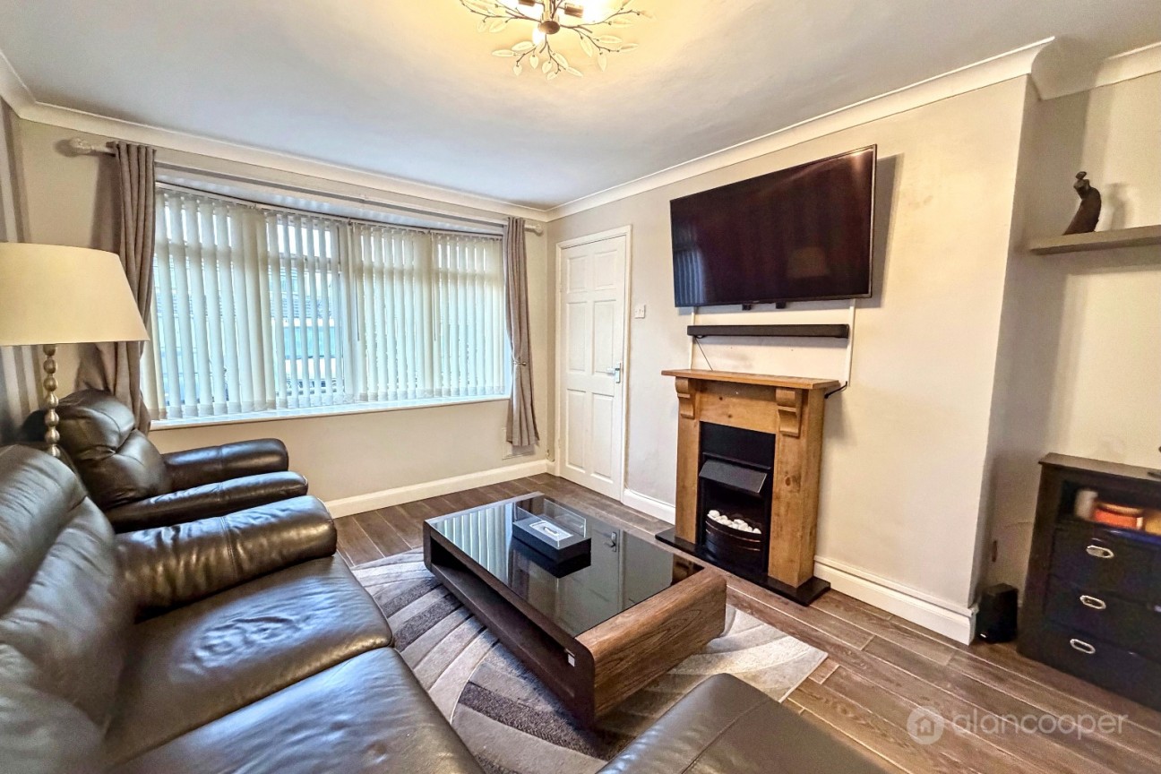 Amos Jacques Road, Bedworth, CV12 8BS