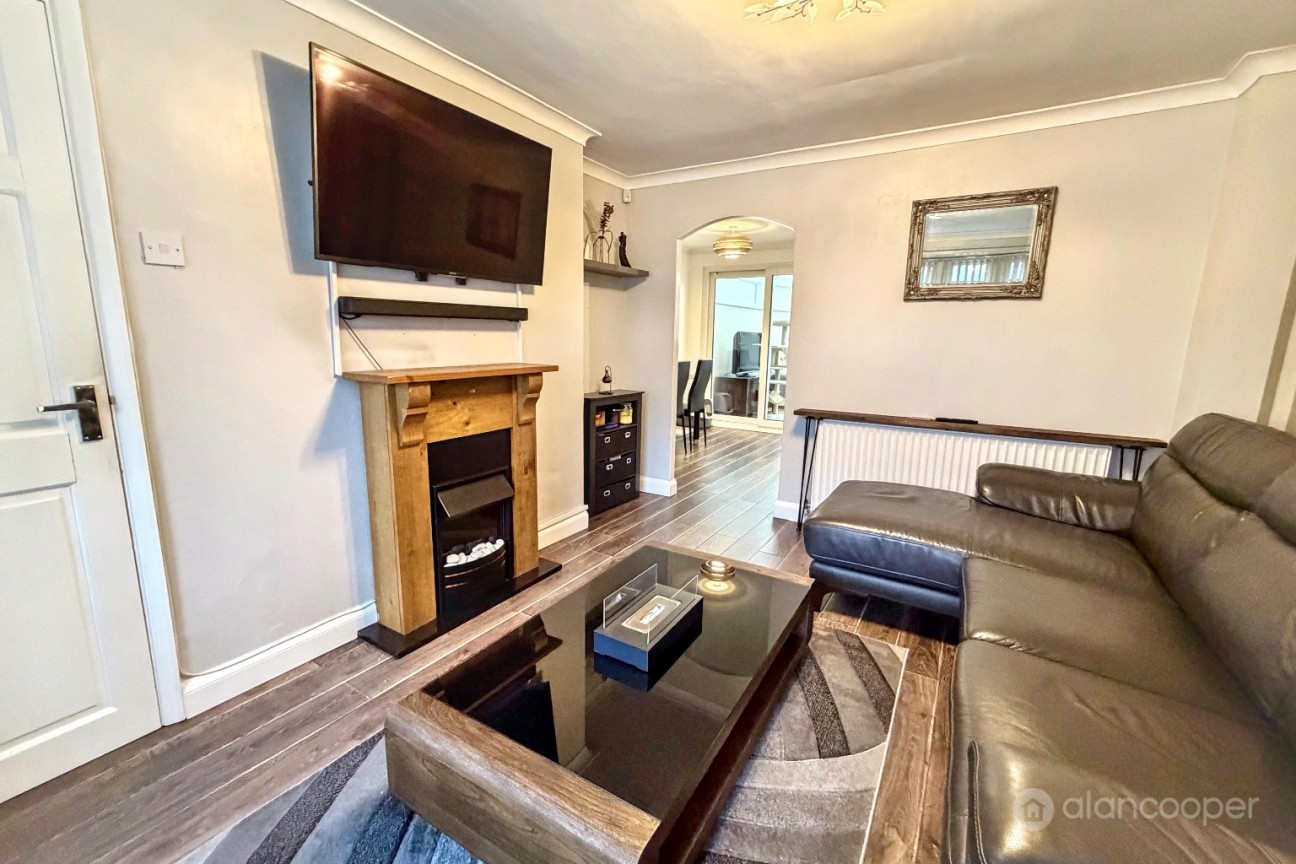 Amos Jacques Road, Bedworth, CV12 8BS