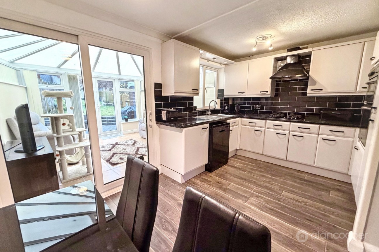 Amos Jacques Road, Bedworth, CV12 8BS