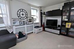 Edinburgh Road, Nuneaton, CV10 9FP