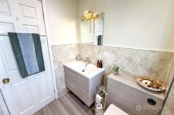 Launceston Drive, Horeston Grange, Nuneaton, CV11 6GN