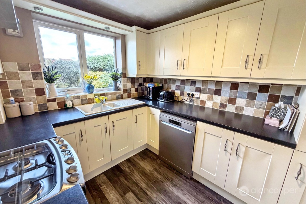 Launceston Drive, Horeston Grange, Nuneaton, CV11 6GN