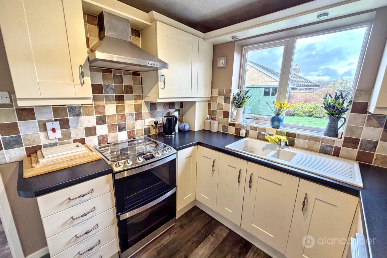 Launceston Drive, Horeston Grange, Nuneaton, CV11 6GN