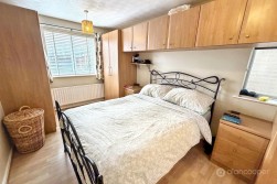 Launceston Drive, Horeston Grange, Nuneaton, CV11 6GN