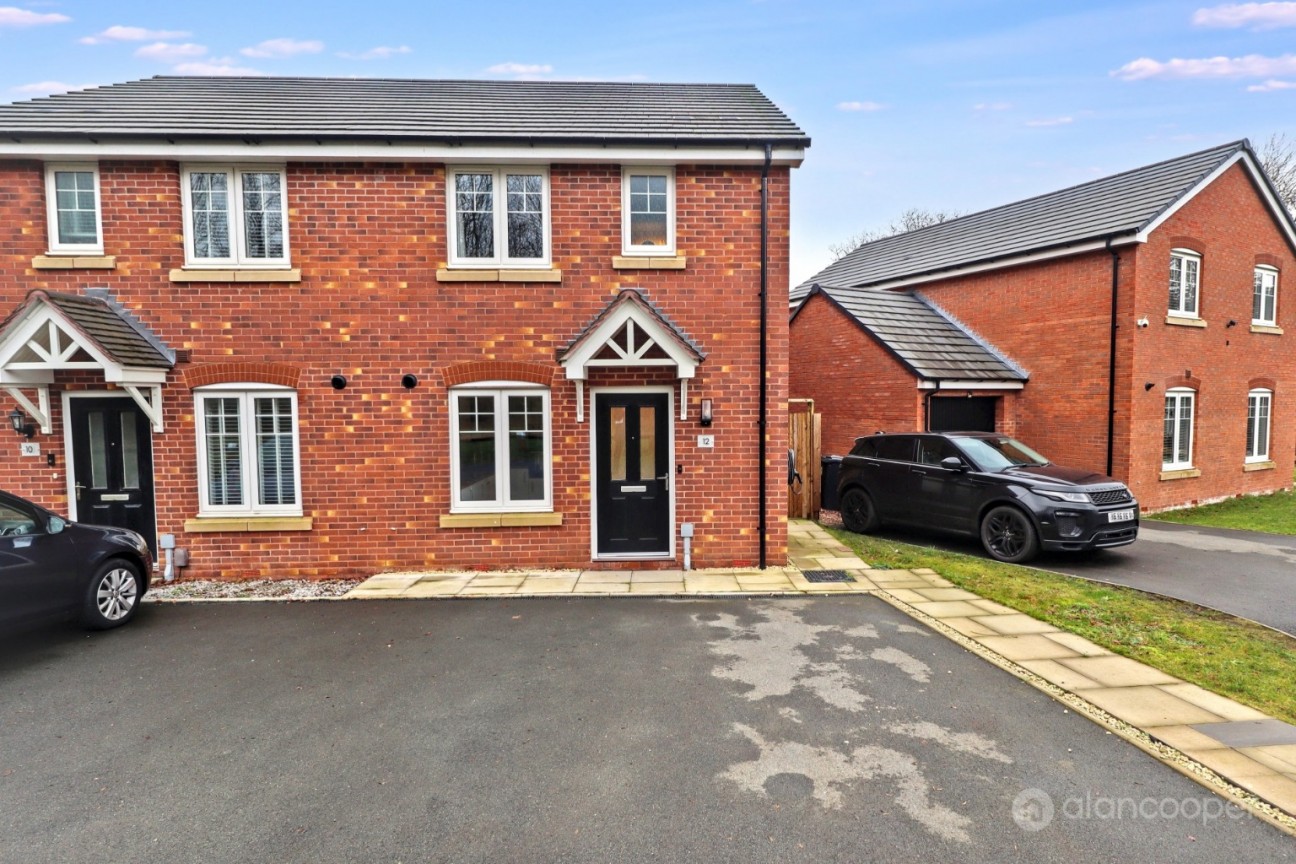 Dunlow Close, Galley Common, Nuneaton, CV10 9TW