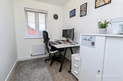 Dunlow Close, Galley Common, Nuneaton, CV10 9TW