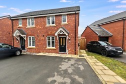 Dunlow Close, Galley Common, Nuneaton, CV10 9TW
