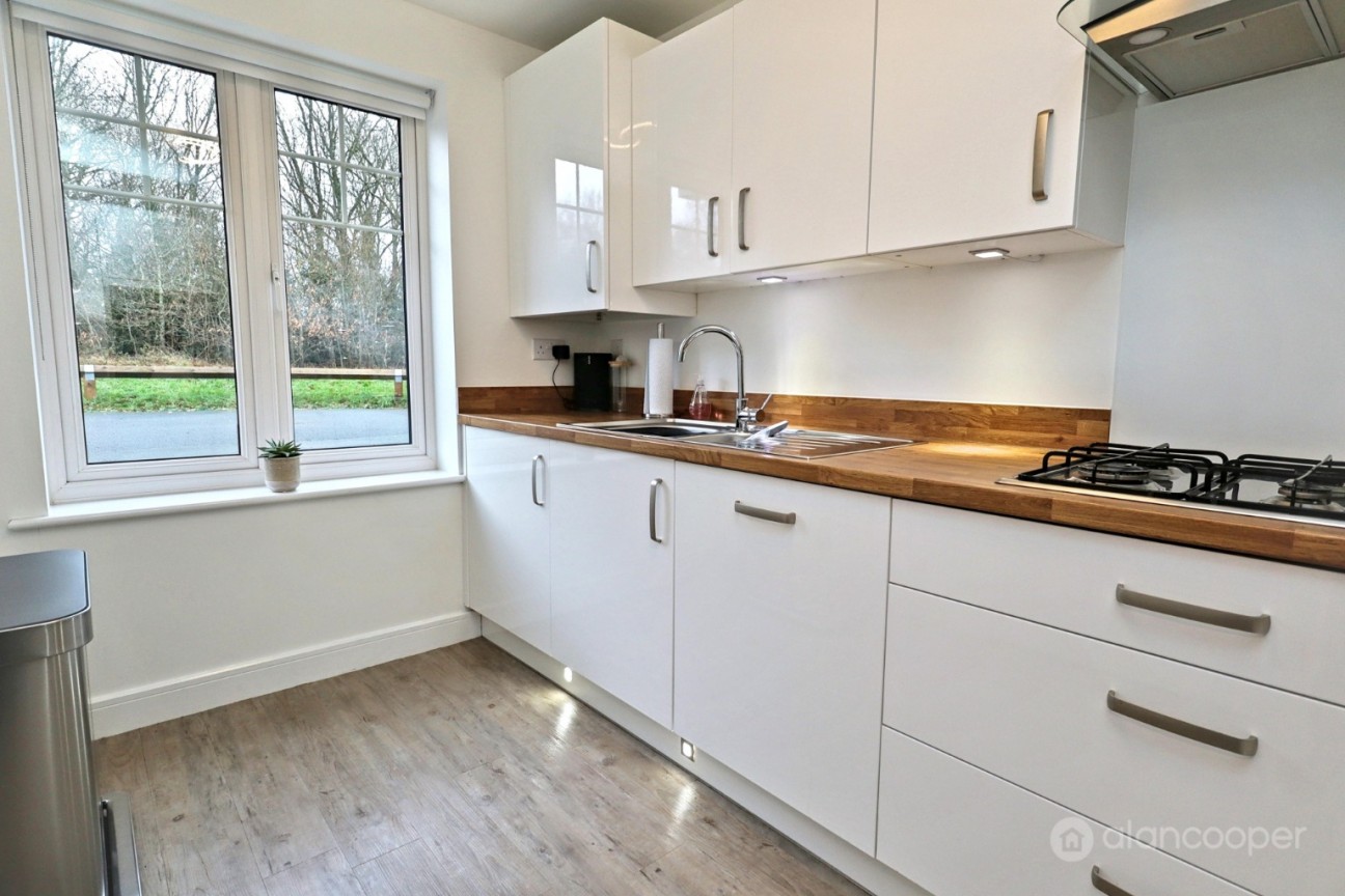 Dunlow Close, Galley Common, Nuneaton, CV10 9TW