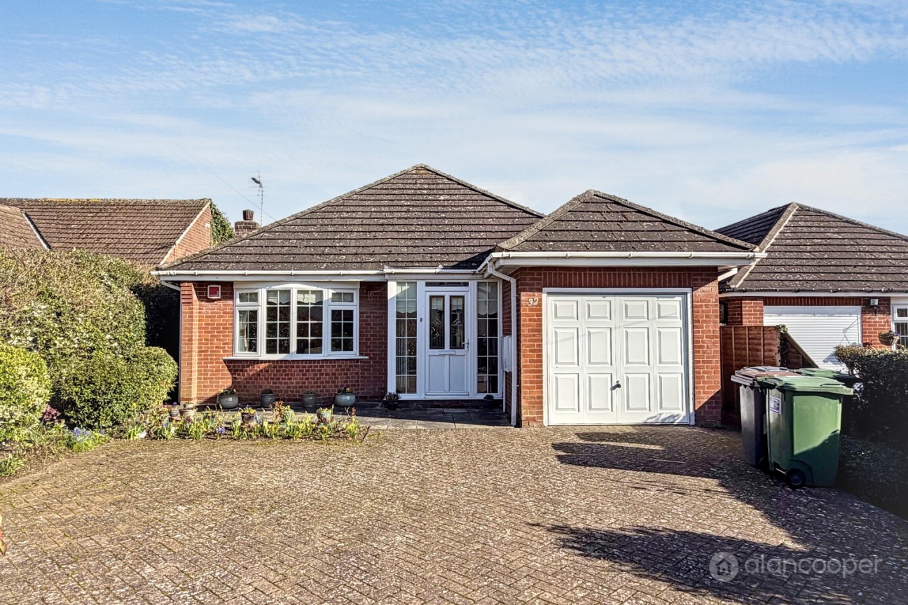 Long Street, Bulkington, CV12 9JZ