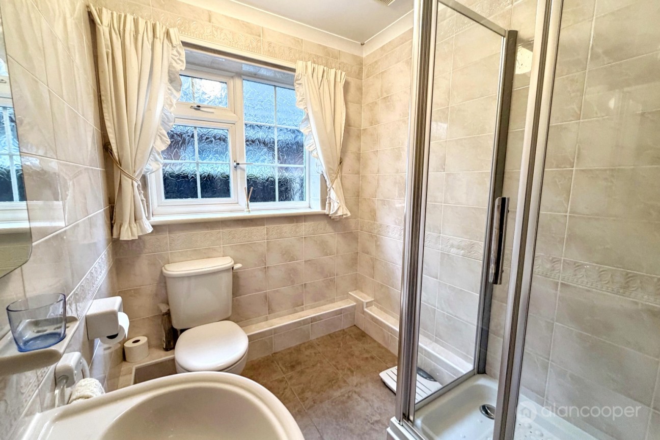 Long Street, Bulkington, CV12 9JZ