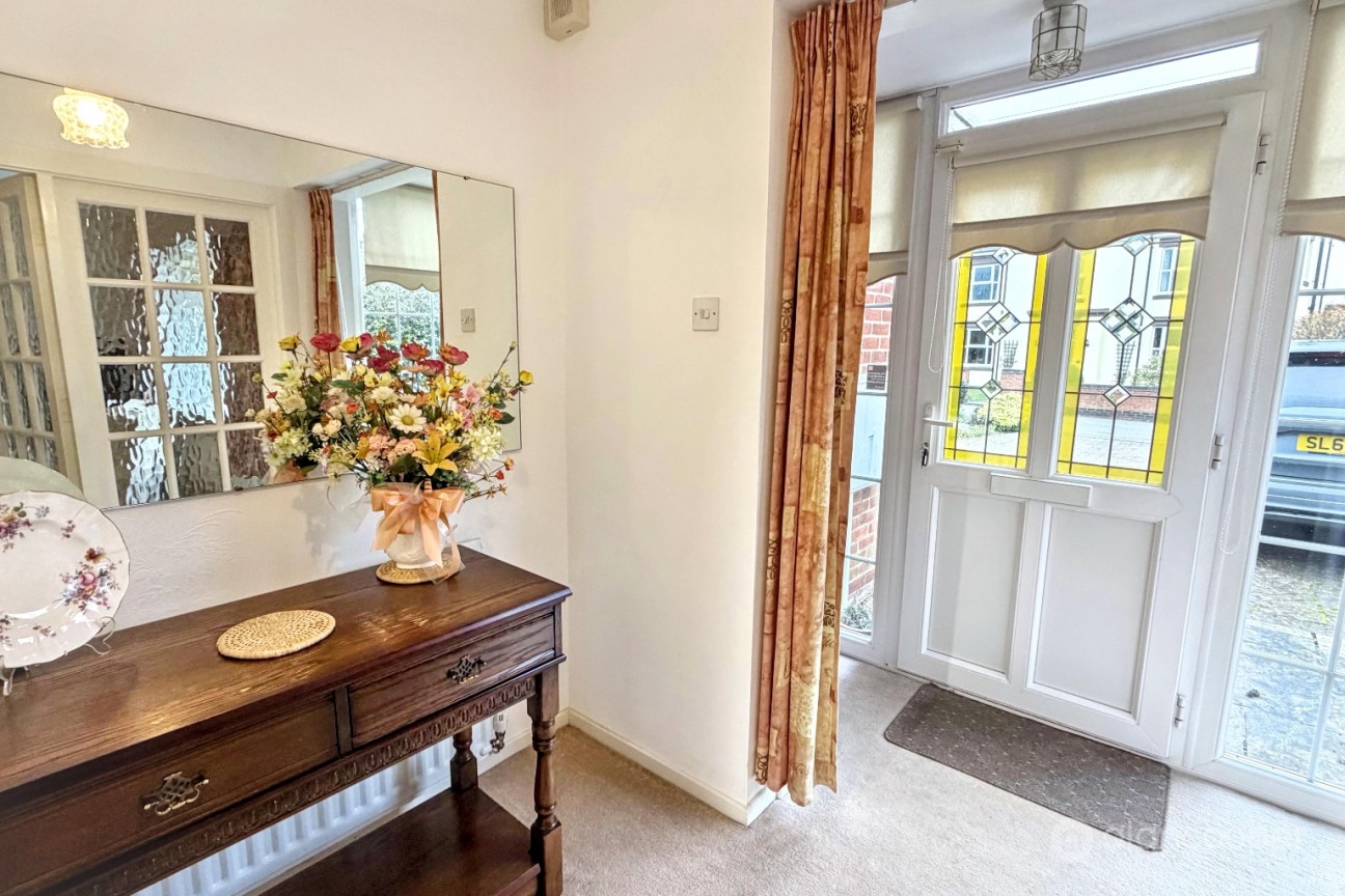 Long Street, Bulkington, CV12 9JZ