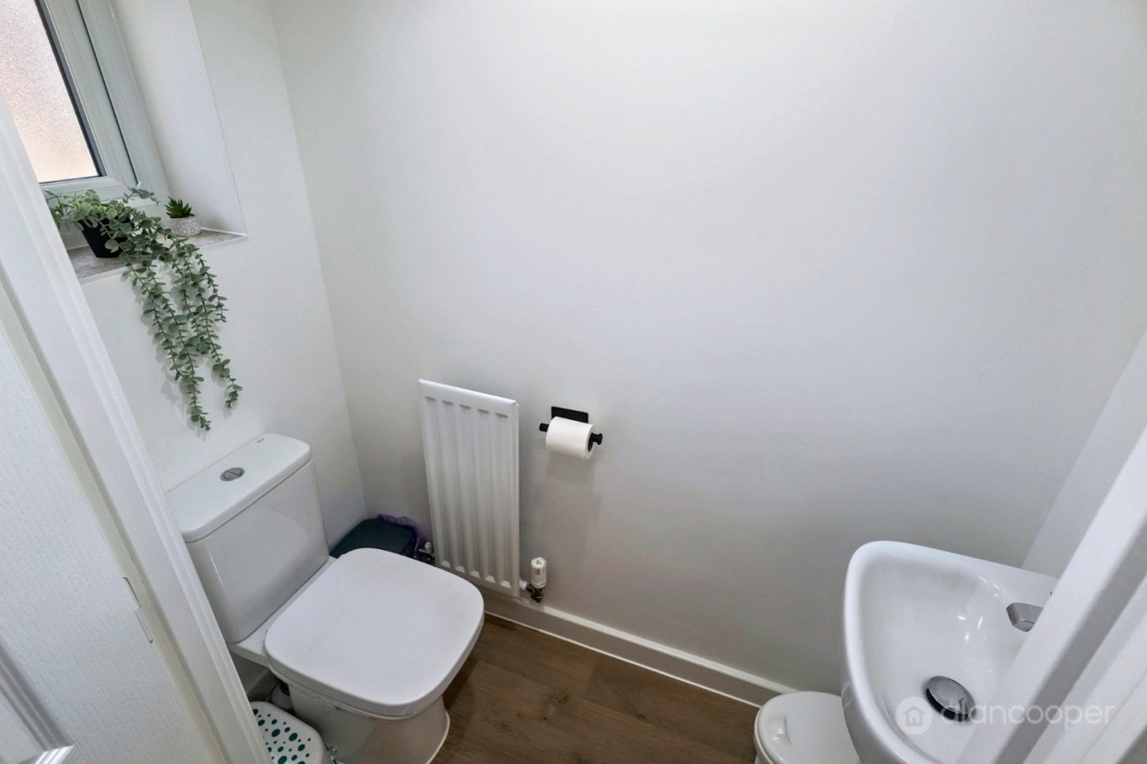 Armstrong Road, Nuneaton, CV11 8AG