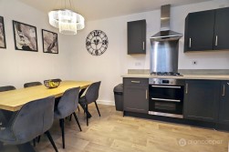 Armstrong Road, Nuneaton, CV11 8AG