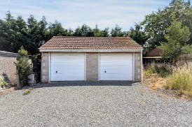 Wolvey Road, Bulkington, CV12 9JR