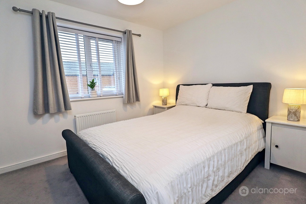 Midsummer Road, Royal Park, Nuneaton, CV11 6XH