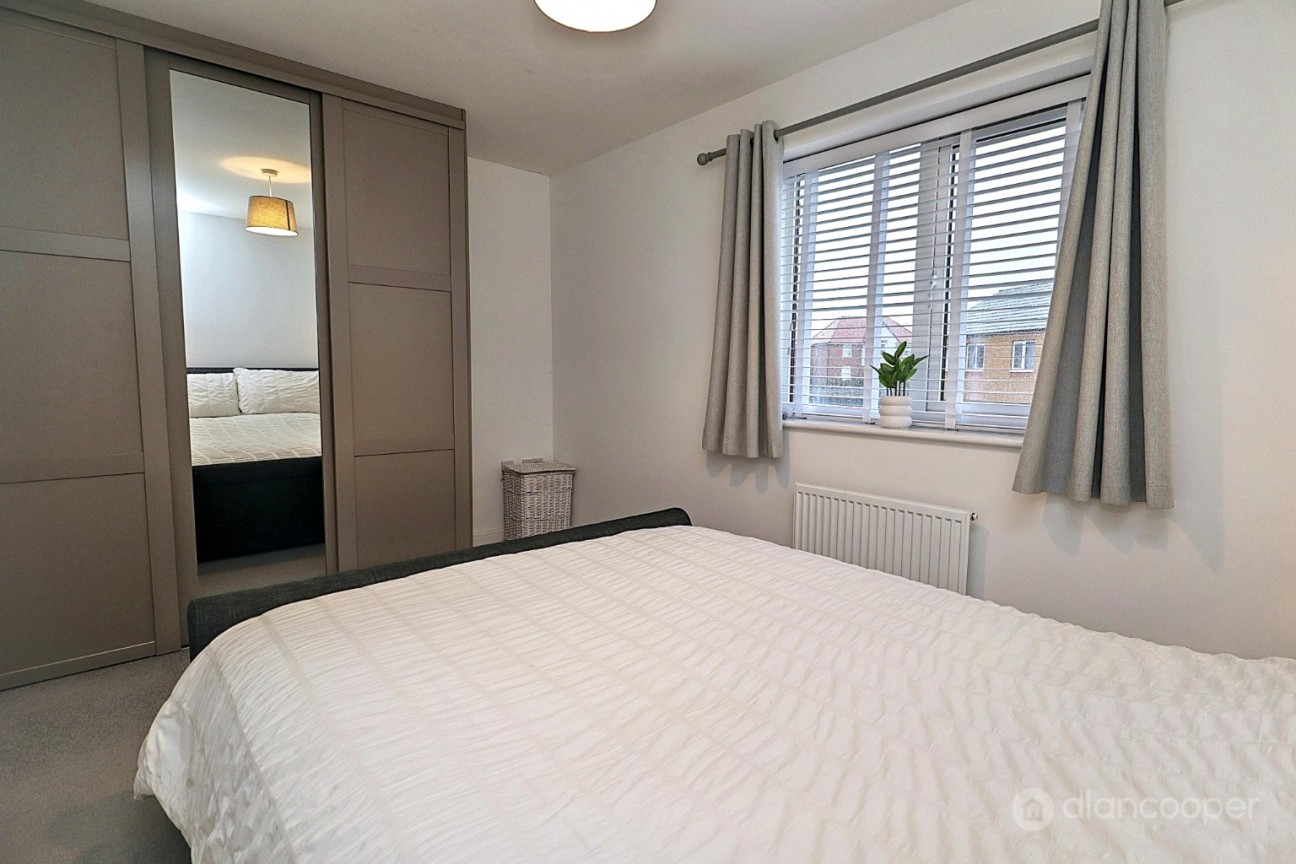 Midsummer Road, Royal Park, Nuneaton, CV11 6XH