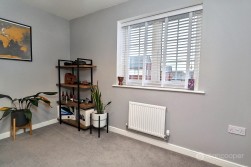 Midsummer Road, Royal Park, Nuneaton, CV11 6XH