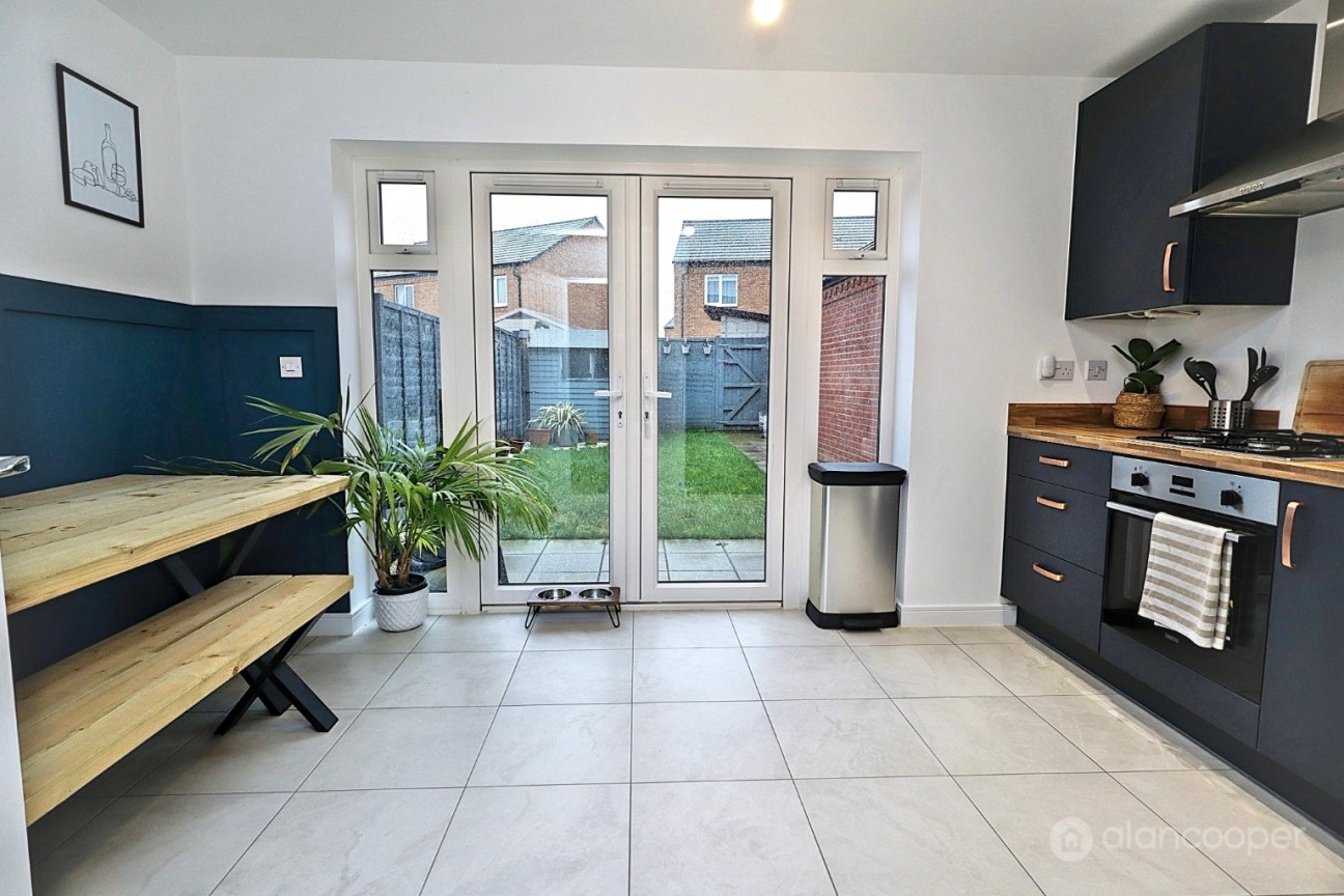 Midsummer Road, Royal Park, Nuneaton, CV11 6XH