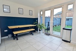 Midsummer Road, Royal Park, Nuneaton, CV11 6XH